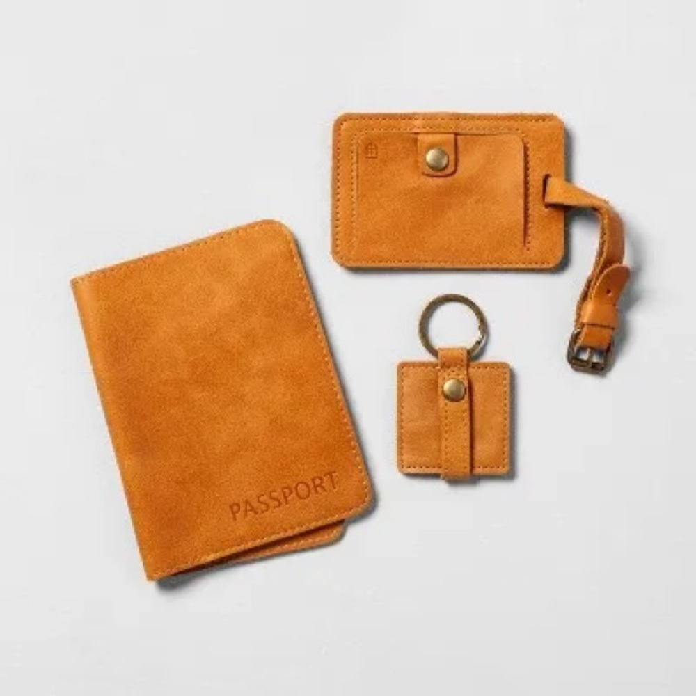 Heart & Hand Travel Accessories